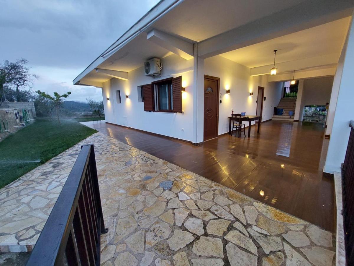 Guest House Gorani Berat Luaran gambar