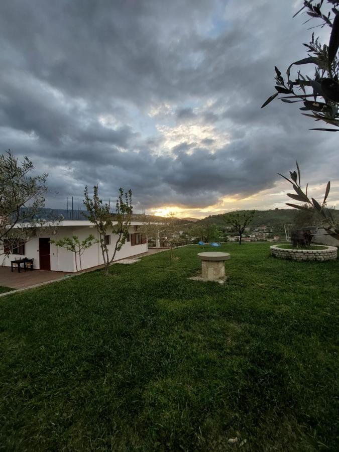 Guest House Gorani Berat Luaran gambar