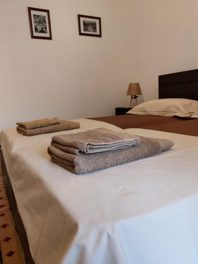 Guest House Gorani Berat Luaran gambar