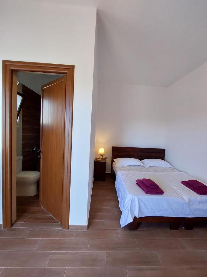 Guest House Gorani Berat Luaran gambar